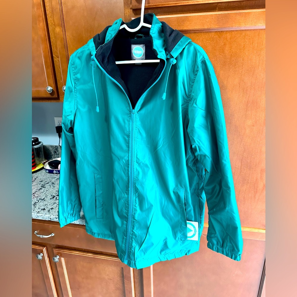 Totes NWT. Green Rain Jacket